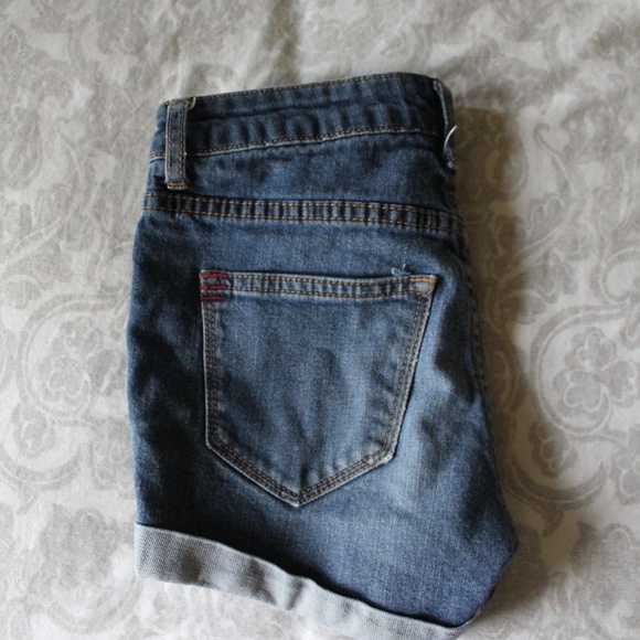 BDG Designer Jean shorts - Picture 3 of 3